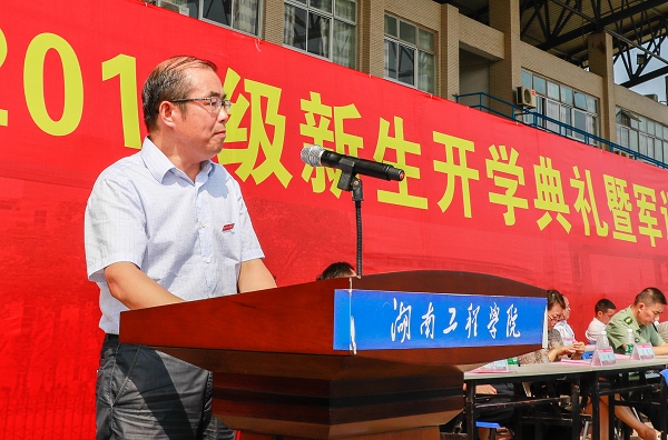 1505721066219060913.jpg _MG_0926刘小波.jpg