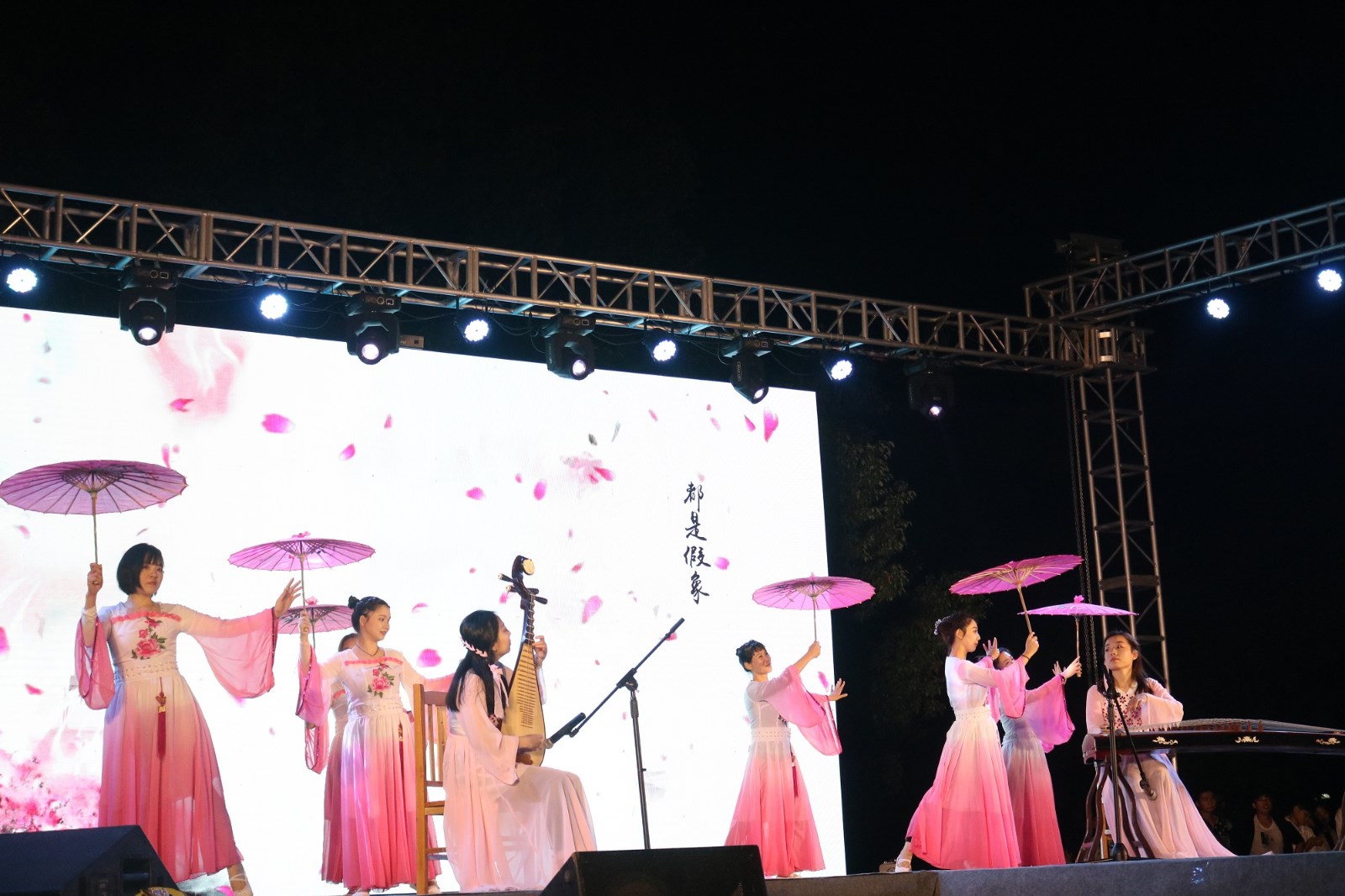 1509964737813008374.jpg 1509964737813008374.jpg