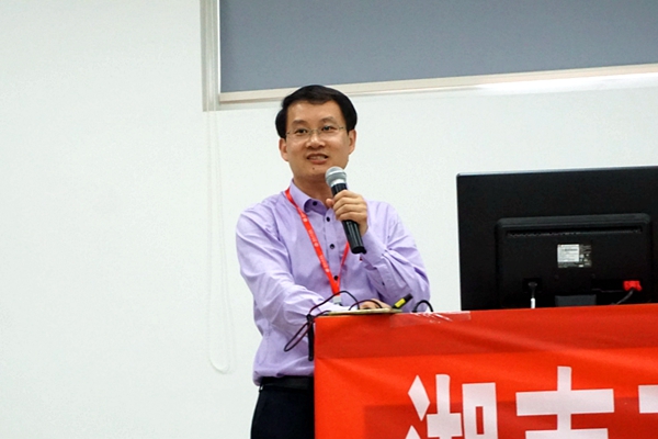 2019年5月 参加87978797威尼斯“凝心聚力，共谋发展”主题研讨会并做专题报告_副本.jpg