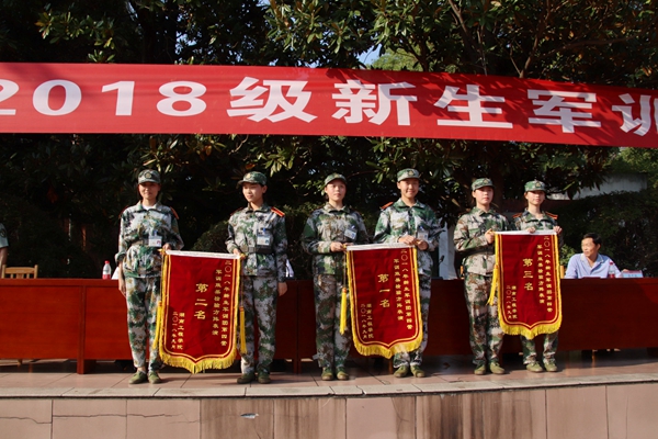 1538214180011088659.jpg QQ图片20180929173423_副本.jpg