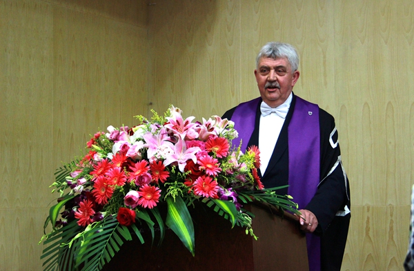 1498012785339034064.jpg 2.jpg