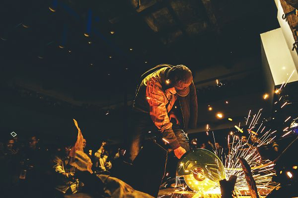 1545535996933084039.jpg D:UsersDesktop\u8bbe计艺术学院 新闻稿\u5c55览开幕式1.jpg