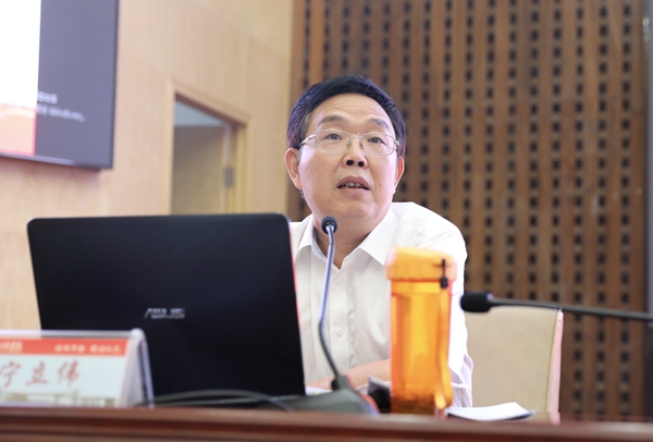 1598516697366015034.jpg 党委副书记宁立伟_副本.jpg