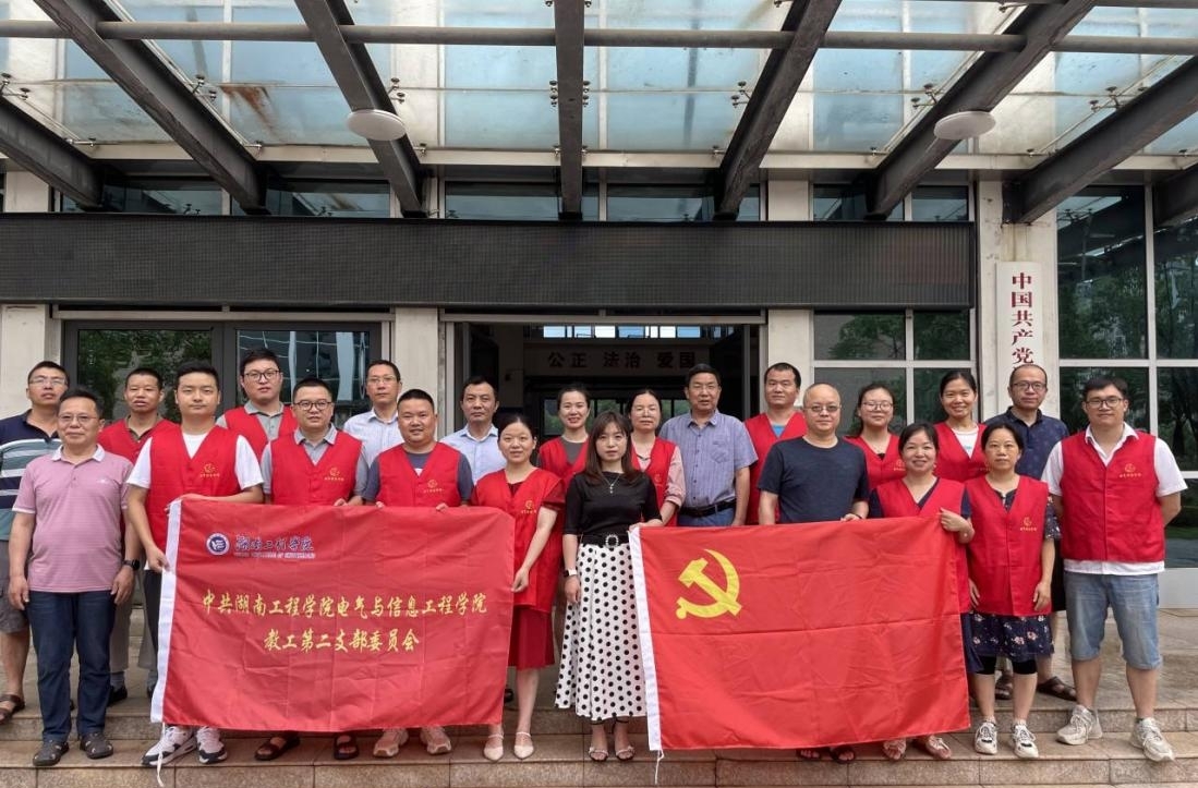 图片4.jpg 图片4.jpg