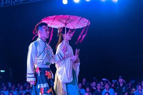 赏“非遗”做环保丨个性环保T台秀,秀出新腔调