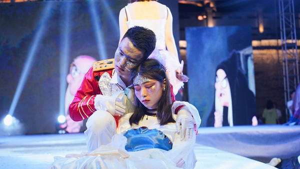 1560311486629096868.jpg 198601.jpg